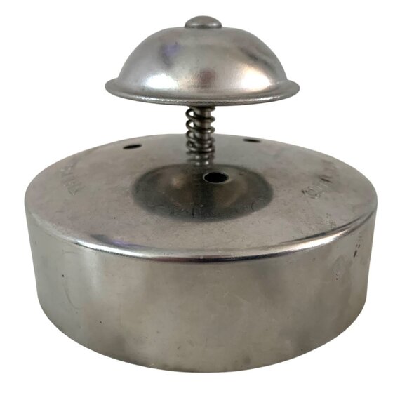 The Pampered Chef Cut-N-Seal Sandwich Bento Press Sealer Stainless Steel 3.5" - Picture 3 of 5